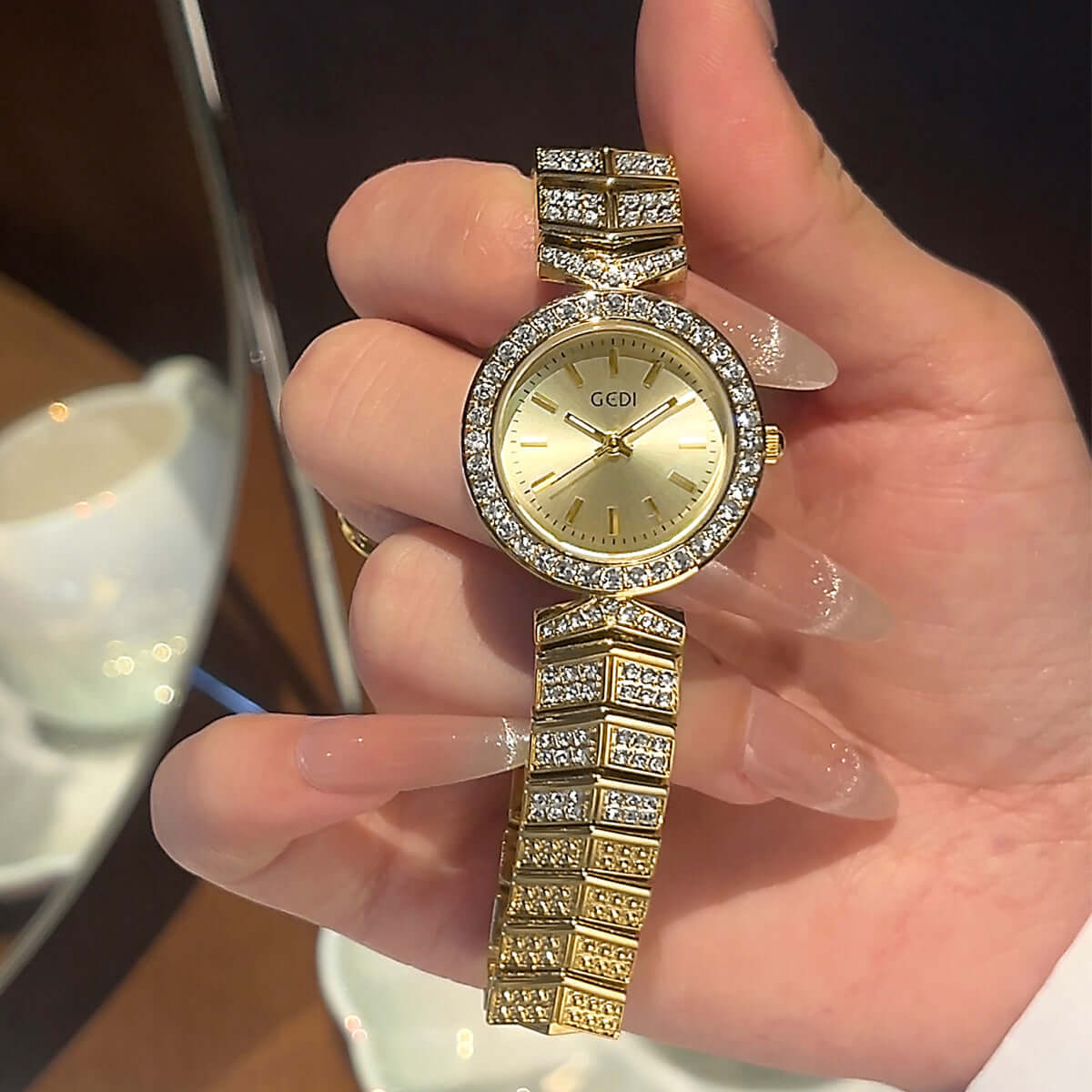 Gedi Light Luxury Watch