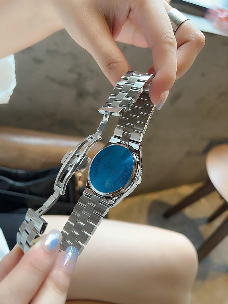 Scottie Steel Belt Quartz Watch